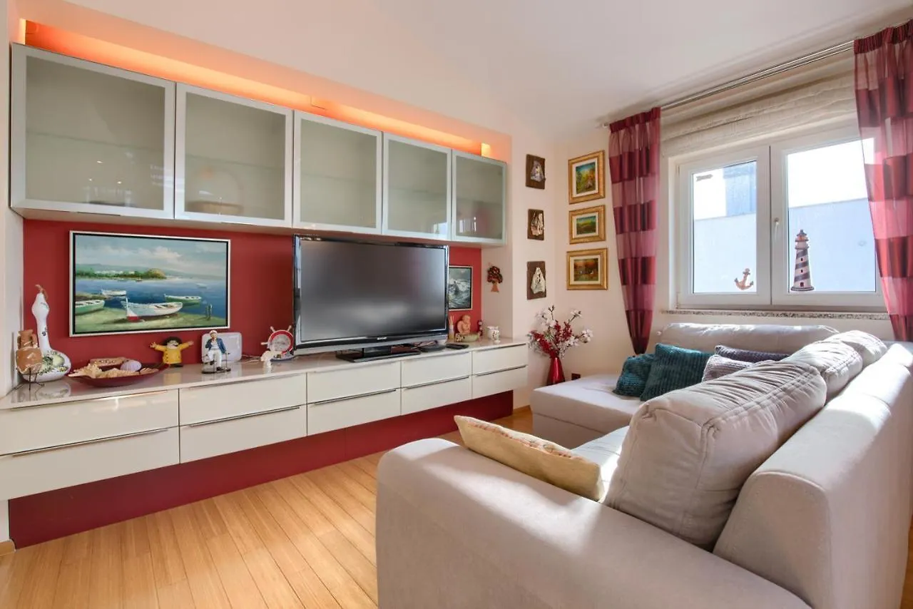 Tomisha Apartment Pjescana Uvala