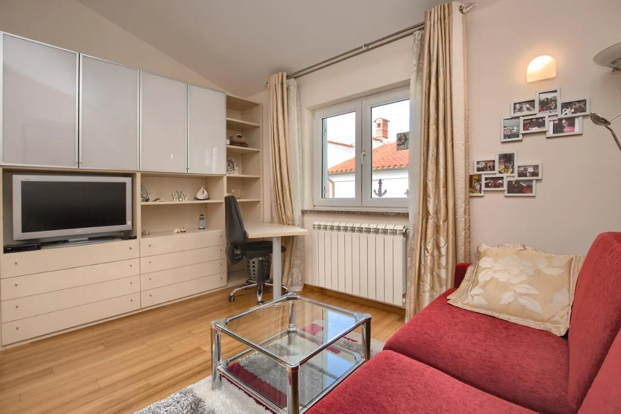 Tomisha Apartment Pjescana Uvala