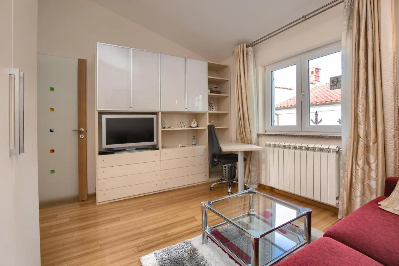Tomisha Apartment Pjescana Uvala